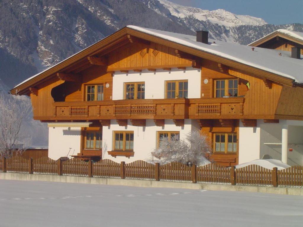 Gstreinhof Langenfeld Exterior photo